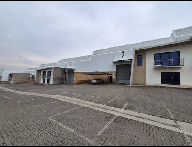 677M² WAREHOUSE TO LET IN LINBRO PARK